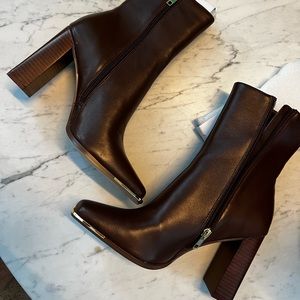BRAND NEW Steve Madden Falcon boot